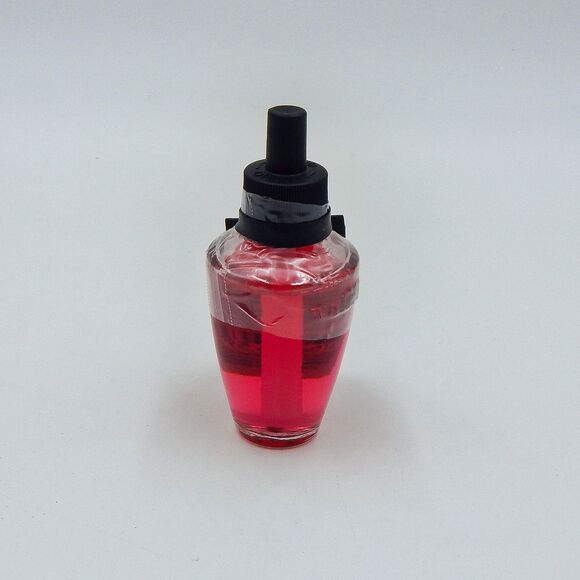 Bath Body Works Cinnamon Stick Wallflowers Refill Warm & Woodsy - Picture 2 of 3